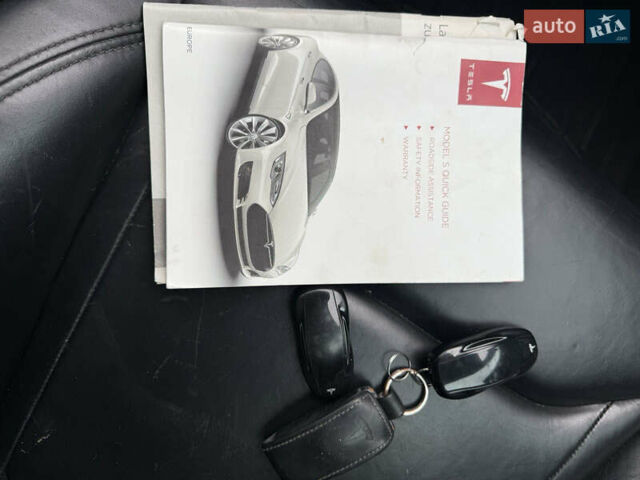 Синий Тесла Модель С, объемом двигателя 0 л и пробегом 138 тыс. км за 12900 $, фото 15 на Automoto.ua