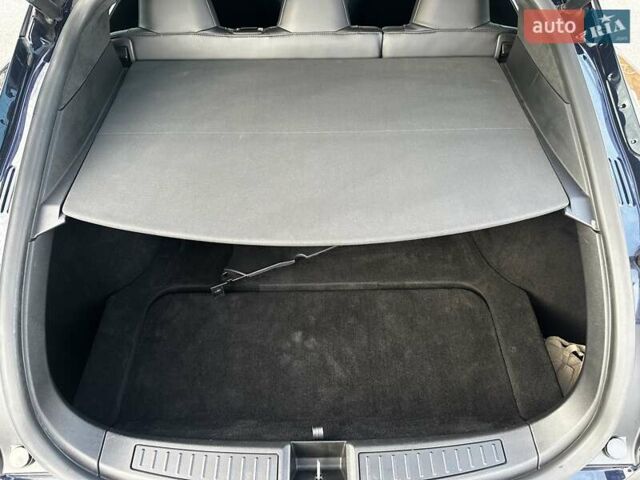 Синій Тесла Модель С, об'ємом двигуна 0 л та пробігом 361 тис. км за 14990 $, фото 19 на Automoto.ua