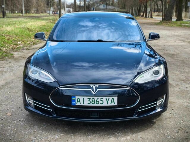 Синий Тесла Модель С, объемом двигателя 0 л и пробегом 218 тыс. км за 11999 $, фото 2 на Automoto.ua