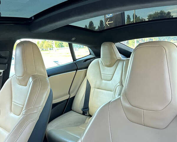 Синий Тесла Модель С, объемом двигателя 0 л и пробегом 115 тыс. км за 16500 $, фото 4 на Automoto.ua