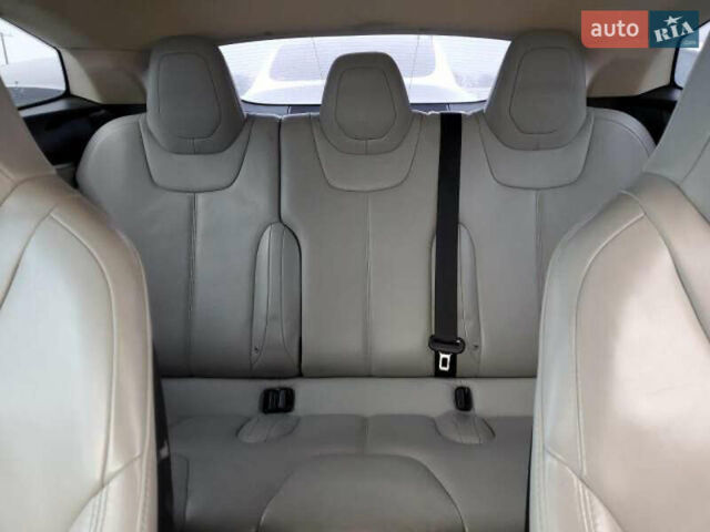 Синий Тесла Модель С, объемом двигателя 0 л и пробегом 47 тыс. км за 13700 $, фото 54 на Automoto.ua