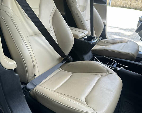 Синий Тесла Модель С, объемом двигателя 0 л и пробегом 132 тыс. км за 14200 $, фото 14 на Automoto.ua