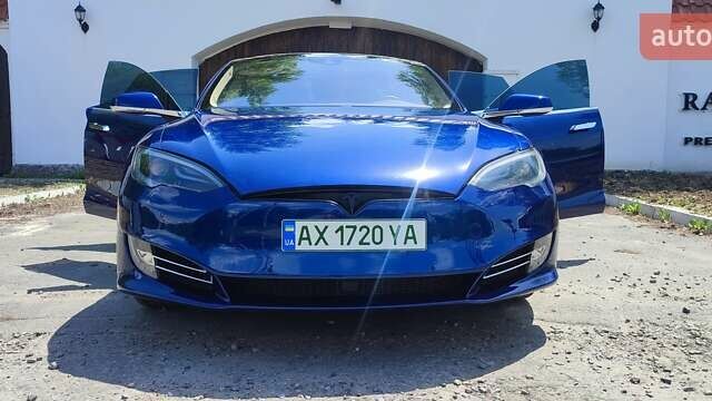 Синий Тесла Модель С, объемом двигателя 0 л и пробегом 232 тыс. км за 15700 $, фото 10 на Automoto.ua