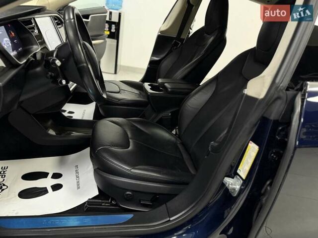 Синий Тесла Модель С, объемом двигателя 0 л и пробегом 249 тыс. км за 12999 $, фото 38 на Automoto.ua