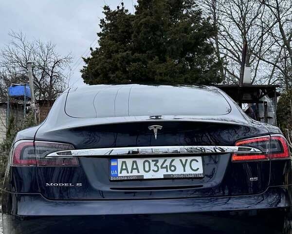Синий Тесла Модель С, объемом двигателя 0 л и пробегом 131 тыс. км за 16000 $, фото 1 на Automoto.ua