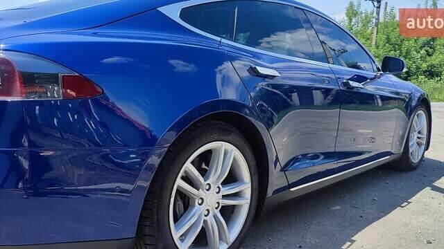 Синий Тесла Модель С, объемом двигателя 0 л и пробегом 232 тыс. км за 15700 $, фото 8 на Automoto.ua