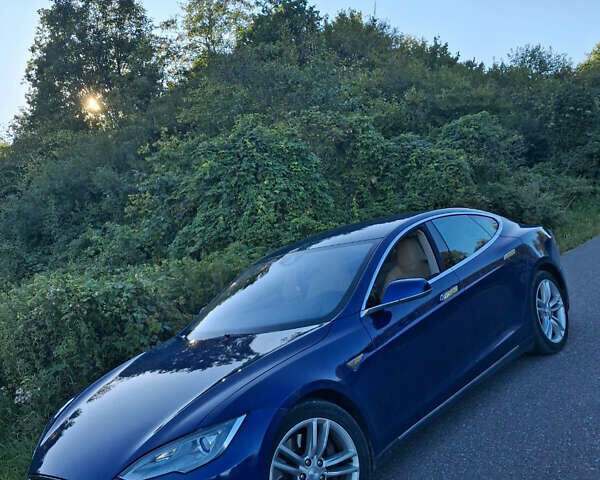 Синий Тесла Модель С, объемом двигателя 0 л и пробегом 139 тыс. км за 13900 $, фото 9 на Automoto.ua