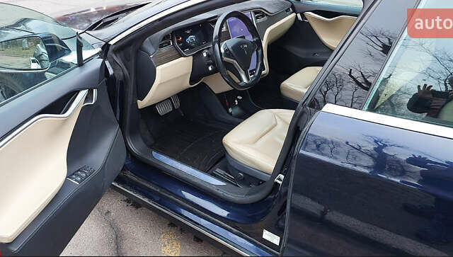 Синій Тесла Модель С, об'ємом двигуна 0 л та пробігом 220 тис. км за 18300 $, фото 4 на Automoto.ua