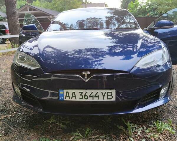 Синій Тесла Модель С, об'ємом двигуна 0 л та пробігом 169 тис. км за 18000 $, фото 3 на Automoto.ua