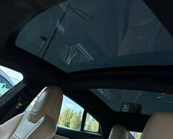 Синий Тесла Модель С, объемом двигателя 0 л и пробегом 115 тыс. км за 16500 $, фото 5 на Automoto.ua