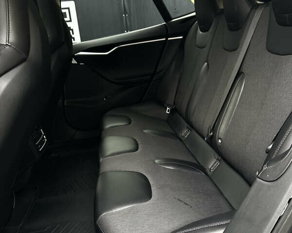 Синий Тесла Модель С, объемом двигателя 0 л и пробегом 116 тыс. км за 14300 $, фото 10 на Automoto.ua