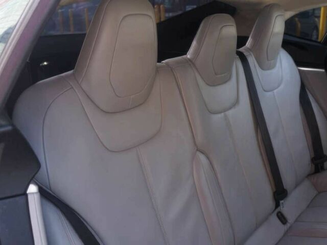 Синій Тесла Модель С, об'ємом двигуна 0 л та пробігом 78 тис. км за 11000 $, фото 11 на Automoto.ua