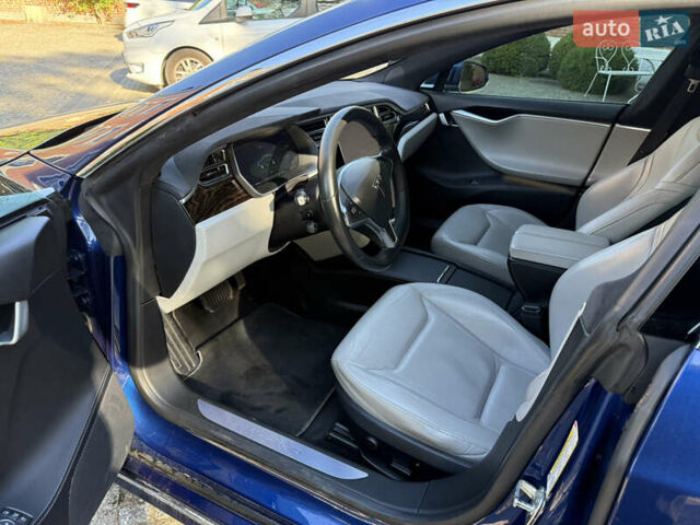 Синій Тесла Модель С, об'ємом двигуна 0 л та пробігом 160 тис. км за 18888 $, фото 8 на Automoto.ua