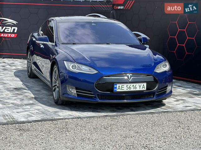Синій Тесла Модель С, об'ємом двигуна 0 л та пробігом 200 тис. км за 13999 $, фото 10 на Automoto.ua