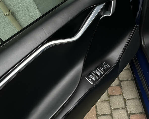 Тесла Модель С 2016 в Львове на Automoto.ua Синий Тесла Модель С, объемом двигателя 0 л и пробегом 161 тыс. км за 21999 $, фото 20 на Automoto.ua