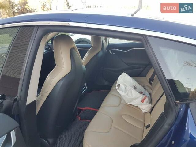 Синій Тесла Модель С, об'ємом двигуна 0 л та пробігом 95 тис. км за 15750 $, фото 3 на Automoto.ua