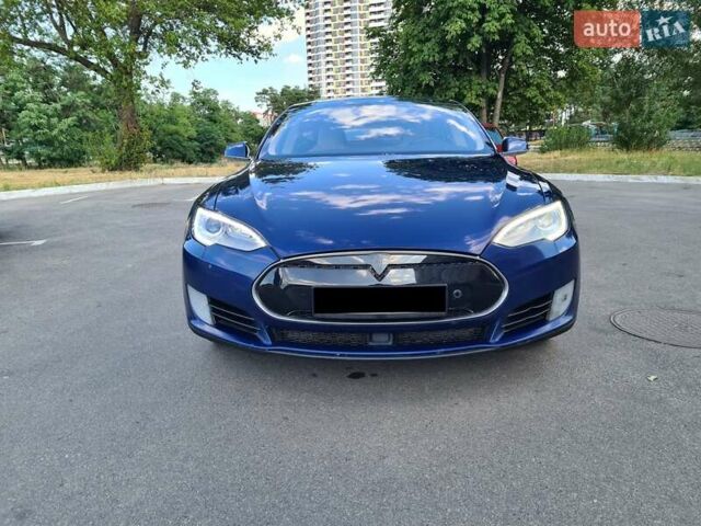 Синий Тесла Модель С, объемом двигателя 0 л и пробегом 93 тыс. км за 16400 $, фото 9 на Automoto.ua
