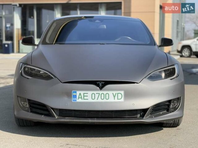 Синий Тесла Модель С, объемом двигателя 0 л и пробегом 200 тыс. км за 17900 $, фото 11 на Automoto.ua
