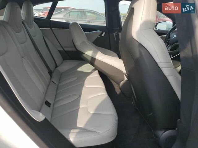 Синій Тесла Модель С, об'ємом двигуна 0 л та пробігом 107 тис. км за 3400 $, фото 9 на Automoto.ua