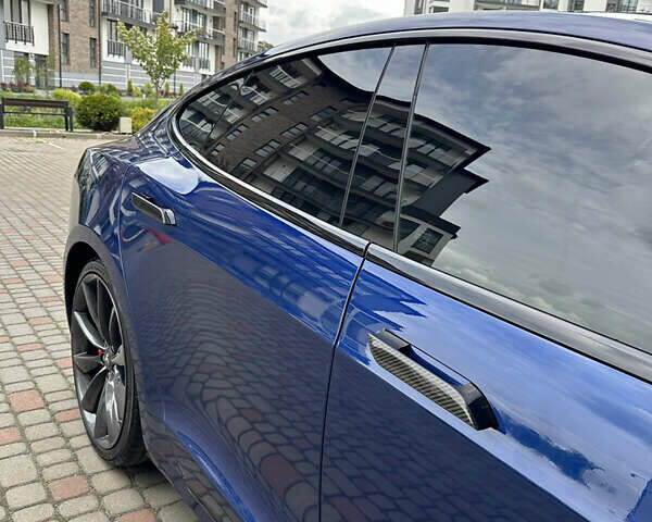 Тесла Модель С 2016 в Львове на Automoto.ua Синий Тесла Модель С, объемом двигателя 0 л и пробегом 161 тыс. км за 21999 $, фото 12 на Automoto.ua