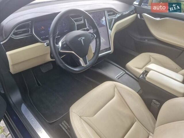 Синий Тесла Модель С, объемом двигателя 0 л и пробегом 202 тыс. км за 15500 $, фото 3 на Automoto.ua