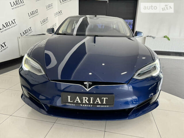 Синий Тесла Модель С, объемом двигателя 0 л и пробегом 67 тыс. км за 21800 $, фото 1 на Automoto.ua