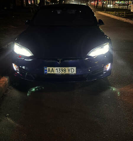 Синий Тесла Модель С, объемом двигателя 0 л и пробегом 218 тыс. км за 16000 $, фото 32 на Automoto.ua