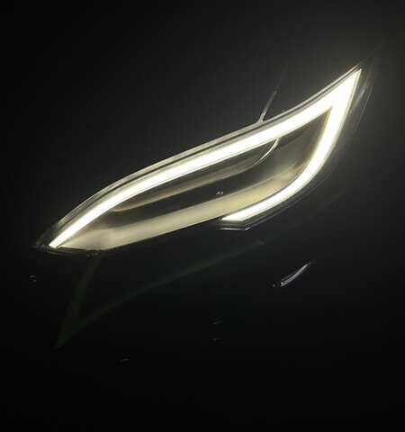 Синий Тесла Модель С, объемом двигателя 0 л и пробегом 218 тыс. км за 16000 $, фото 34 на Automoto.ua