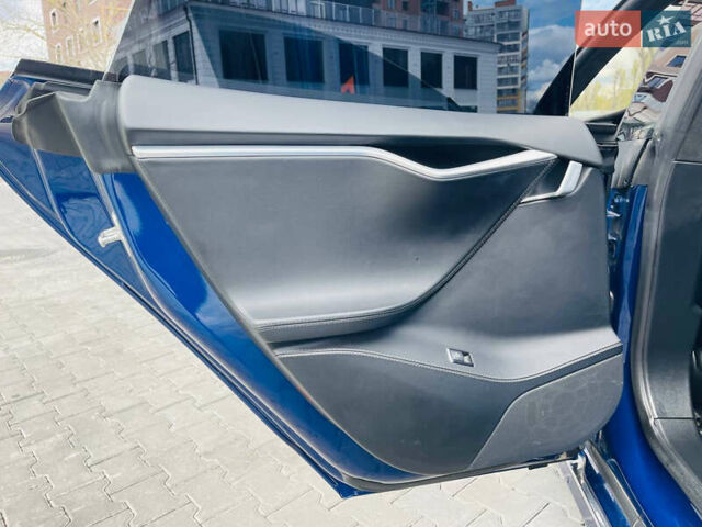Синій Тесла Модель С, об'ємом двигуна 0 л та пробігом 151 тис. км за 14900 $, фото 28 на Automoto.ua