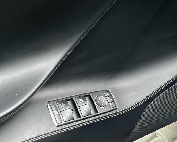 Синий Тесла Модель С, объемом двигателя 0 л и пробегом 116 тыс. км за 14300 $, фото 5 на Automoto.ua