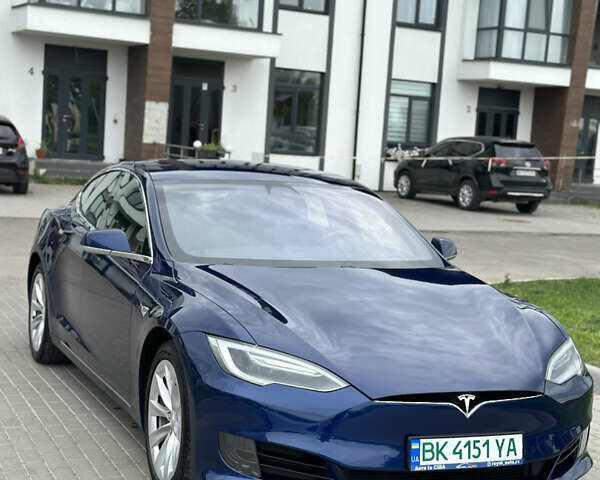 Синий Тесла Модель С, объемом двигателя 0 л и пробегом 142 тыс. км за 18200 $, фото 7 на Automoto.ua
