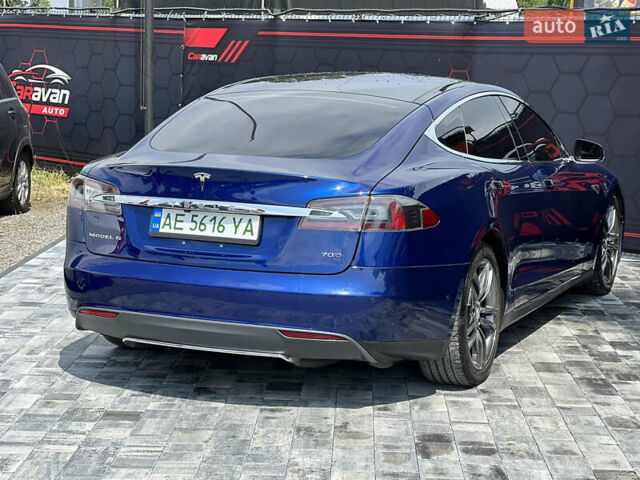 Синий Тесла Модель С, объемом двигателя 0 л и пробегом 200 тыс. км за 13500 $, фото 16 на Automoto.ua