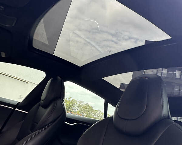 Тесла Модель С 2016 в Львове на Automoto.ua Синий Тесла Модель С, объемом двигателя 0 л и пробегом 161 тыс. км за 21999 $, фото 21 на Automoto.ua
