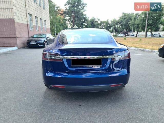 Синий Тесла Модель С, объемом двигателя 0 л и пробегом 93 тыс. км за 16400 $, фото 3 на Automoto.ua