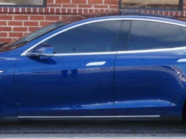 Синій Тесла Модель С, об'ємом двигуна 0 л та пробігом 78 тис. км за 11000 $, фото 3 на Automoto.ua