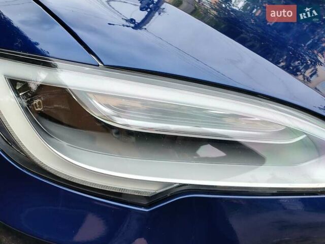 Синий Тесла Модель С, объемом двигателя 0 л и пробегом 200 тыс. км за 13200 $, фото 1 на Automoto.ua