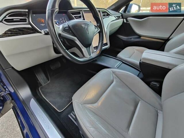Синий Тесла Модель С, объемом двигателя 0 л и пробегом 101 тыс. км за 18500 $, фото 14 на Automoto.ua