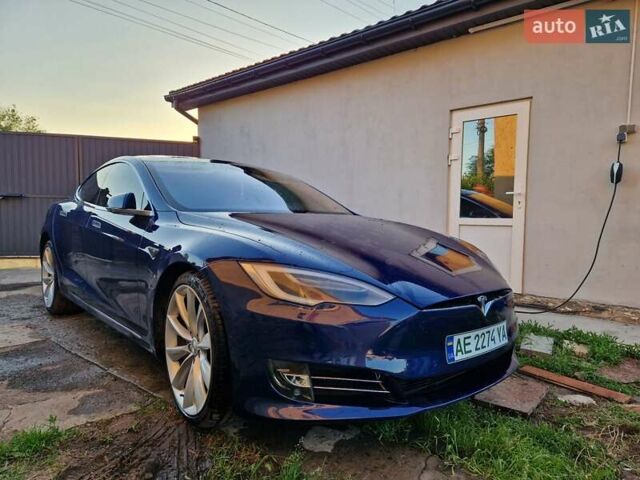 Синий Тесла Модель С, объемом двигателя 0 л и пробегом 181 тыс. км за 17000 $, фото 7 на Automoto.ua