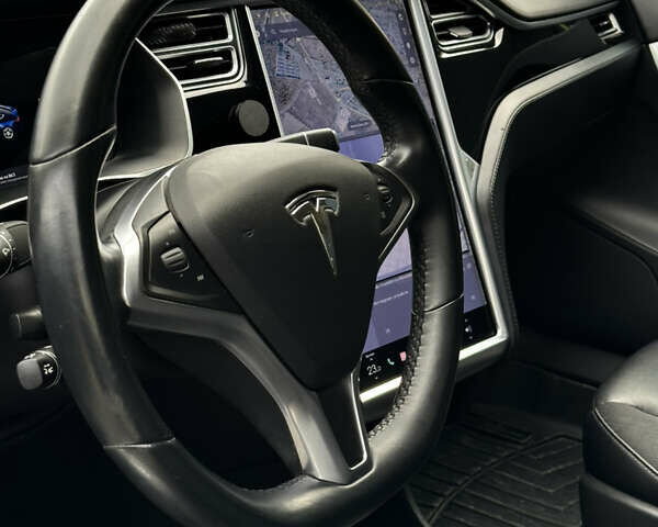 Синий Тесла Модель С, объемом двигателя 0 л и пробегом 116 тыс. км за 14300 $, фото 7 на Automoto.ua