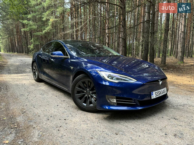 Синий Тесла Модель С, объемом двигателя 0 л и пробегом 140 тыс. км за 17999 $, фото 6 на Automoto.ua