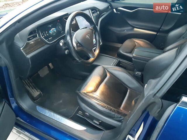 Синий Тесла Модель С, объемом двигателя 0 л и пробегом 184 тыс. км за 15200 $, фото 16 на Automoto.ua