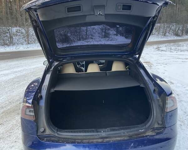 Синий Тесла Модель С, объемом двигателя 0 л и пробегом 123 тыс. км за 20200 $, фото 27 на Automoto.ua