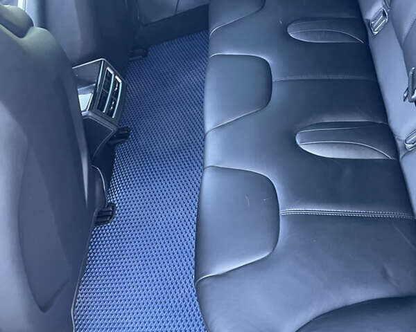 Синий Тесла Модель С, объемом двигателя 0 л и пробегом 138 тыс. км за 15700 $, фото 14 на Automoto.ua