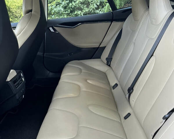 Синій Тесла Модель С, об'ємом двигуна 0 л та пробігом 150 тис. км за 23000 $, фото 10 на Automoto.ua