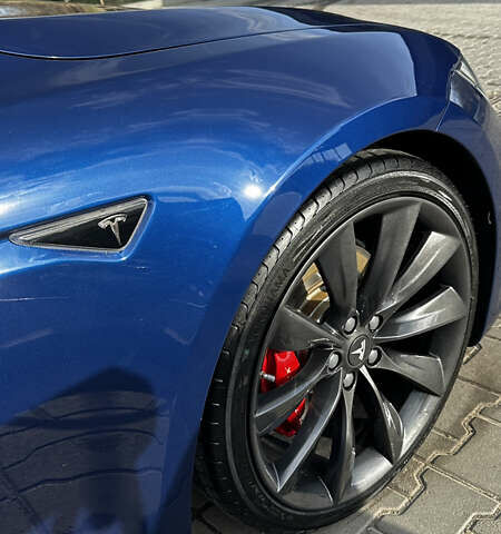 Тесла Модель С 2016 в Львове на Automoto.ua Синий Тесла Модель С, объемом двигателя 0 л и пробегом 161 тыс. км за 21999 $, фото 32 на Automoto.ua