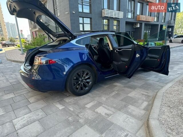 Синій Тесла Модель С, об'ємом двигуна 0 л та пробігом 155 тис. км за 17999 $, фото 13 на Automoto.ua