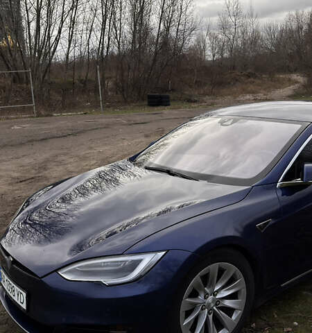 Синий Тесла Модель С, объемом двигателя 0 л и пробегом 218 тыс. км за 16000 $, фото 6 на Automoto.ua