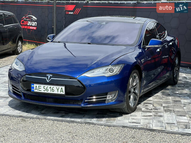 Синий Тесла Модель С, объемом двигателя 0 л и пробегом 200 тыс. км за 13500 $, фото 7 на Automoto.ua