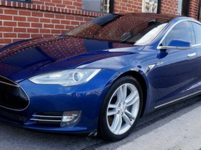 Синій Тесла Модель С, об'ємом двигуна 0 л та пробігом 78 тис. км за 11000 $, фото 2 на Automoto.ua