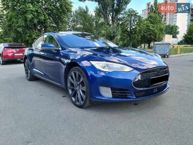Синий Тесла Модель С, объемом двигателя 0 л и пробегом 93 тыс. км за 16400 $, фото 7 на Automoto.ua